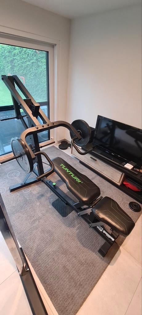 Tunturi WT80. Multistation, Sport en Fitness, Fitnessapparatuur, Zo goed als nieuw, Ophalen