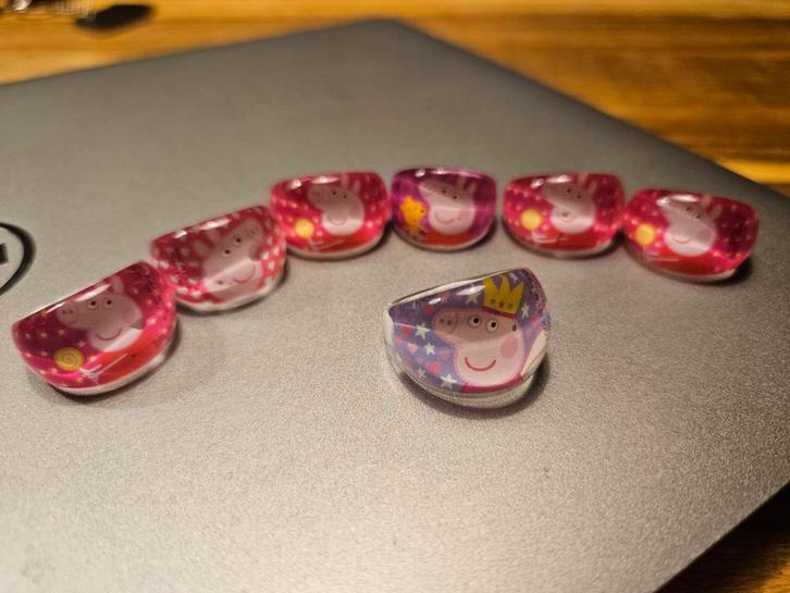 Partij uitgooi uitstrooi carnaval ringen kids 20.000st, Diversen, Rommelmarktspullen, Nieuw, Ophalen