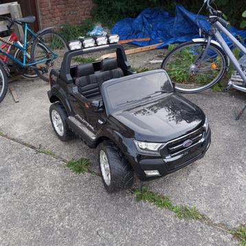 Voiture enfant beschikbaar voor biedingen