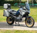 Cf mt800 touring met veel extra opties, 2 cilinders, Handvatverwarming, Motorrijbewijs A, Particulier