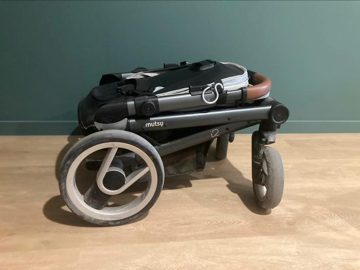 Mutsy i2 compleet, draagmand, winterzak, opbergmand, etc, Enfants & Bébés, Poussettes & Combinaisons, Comme neuf, Poussette, Mutsy