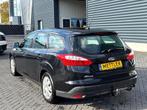 Ford Focus Wagon 1.6 EcoBoost Trend, airco, trekhaak, Auto's, 1258 kg, 110 kW, 4 cilinders, Zwart