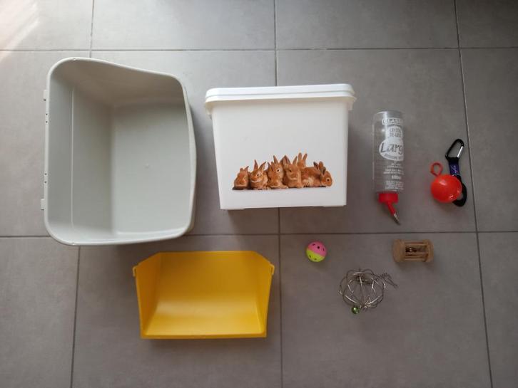 Lot d'accessoires pour lapin, Dieren en Toebehoren, Knaagdieren en Konijnen | Toebehoren, Gebruikt, Knaagmateriaal, Ophalen