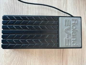 Roland EV-5 Volumepedaal beschikbaar voor biedingen