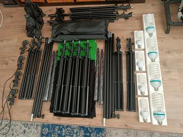 Uitgebreide set voor film of fotografie beschikbaar voor biedingen