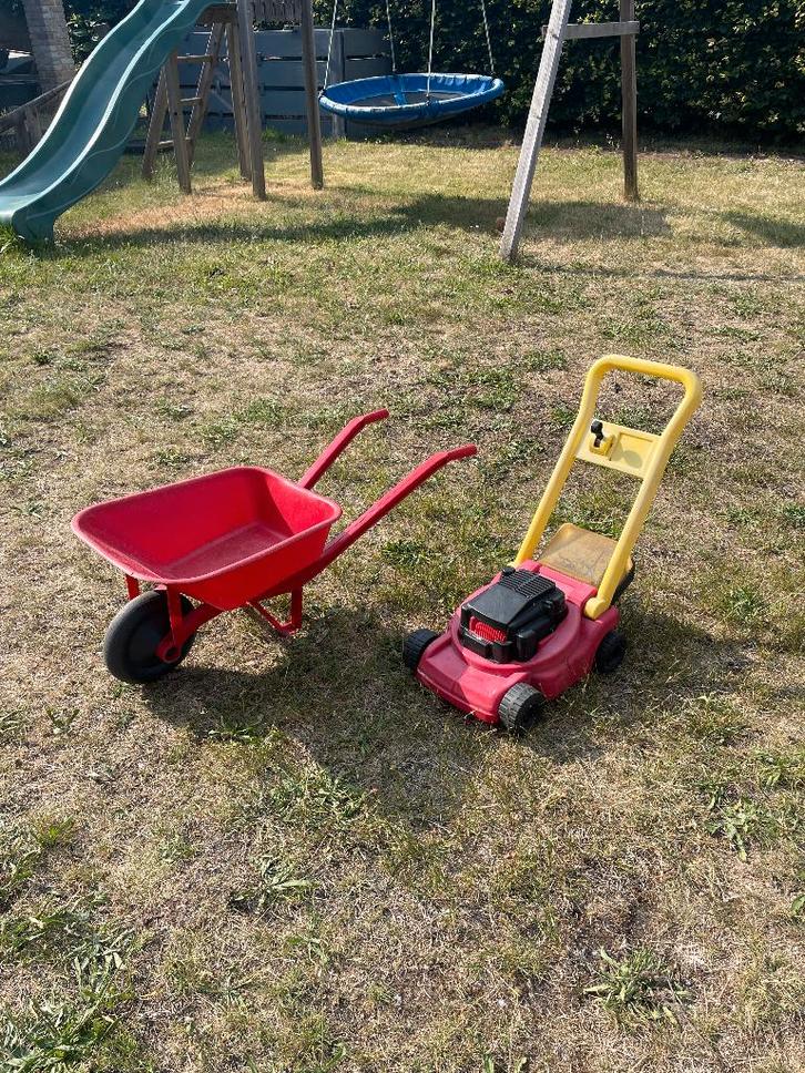 Kindergrasmachine + kinderkruiwagen - gratis, Kinderen en Baby's, Speelgoed | Buiten | Los speelgoed, Gebruikt, Ophalen