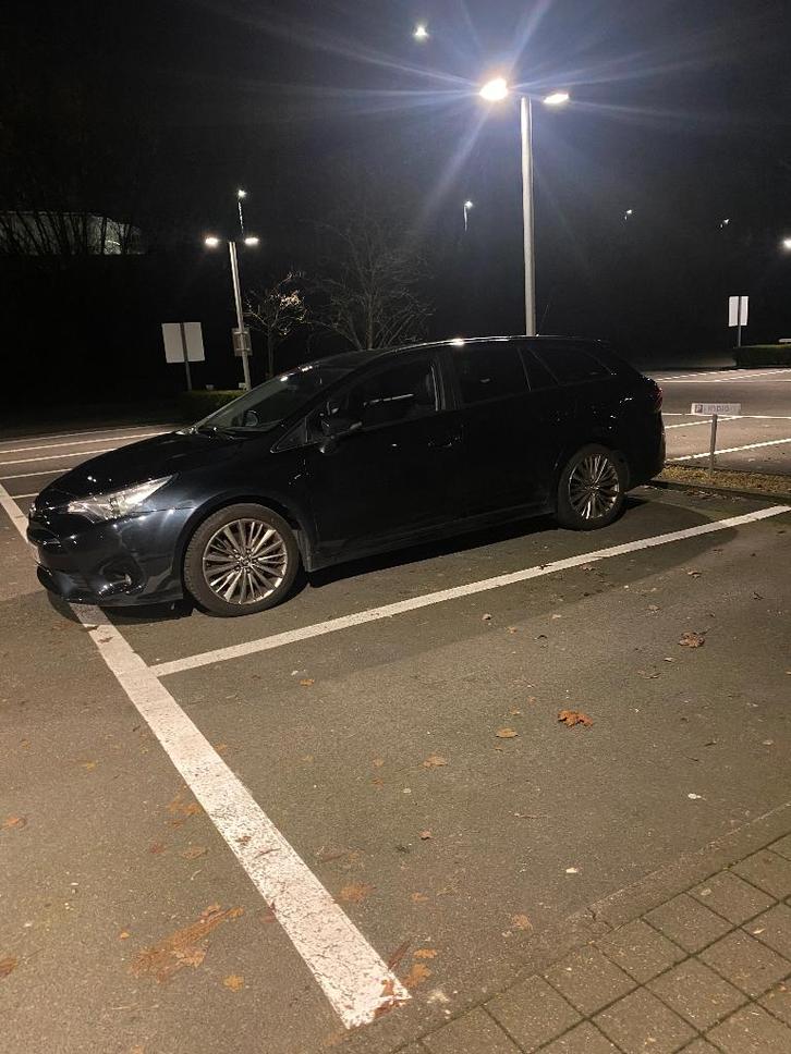 Toyota Avensis Sport edition Euro6, Auto's, Toyota, Bedrijf, Avensis, ABS, Achteruitrijcamera, Adaptieve lichten, Adaptive Cruise Control