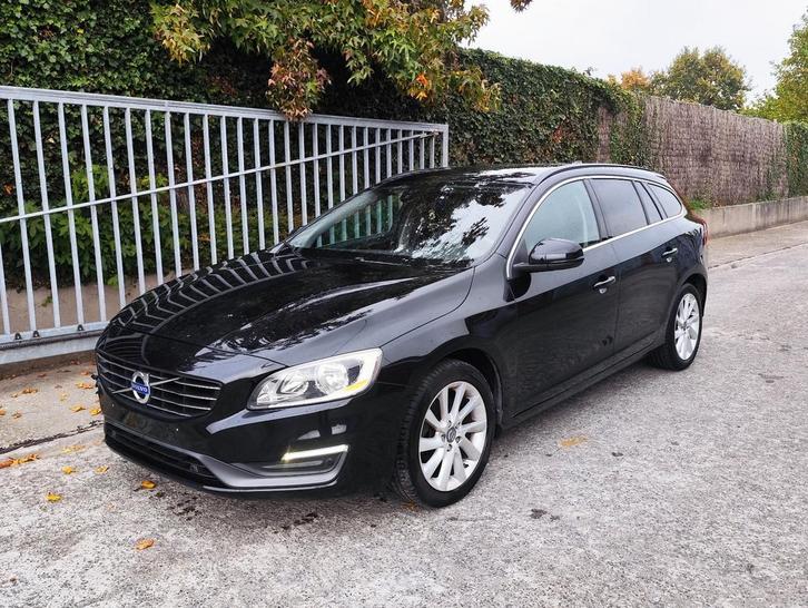 Volvo v60 2014 automaat, Auto's, Volvo, Bedrijf, V60, Alarm, Elektrische ramen, Radio, Trekhaak, USB, Diesel, Euro 5, Break, Automaat