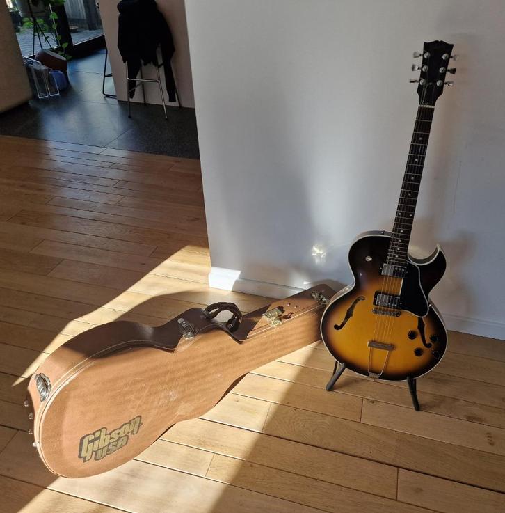 Gibson ES-135 Limited Edition, Muziek en Instrumenten, Snaarinstrumenten | Gitaren | Elektrisch, Zo goed als nieuw, Semi-solid body