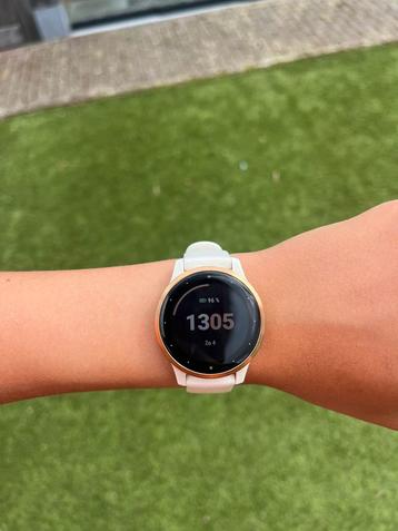 Garmin Vivoactive 4S, Handtassen en Accessoires, Ophalen of Verzenden, Zo goed als nieuw