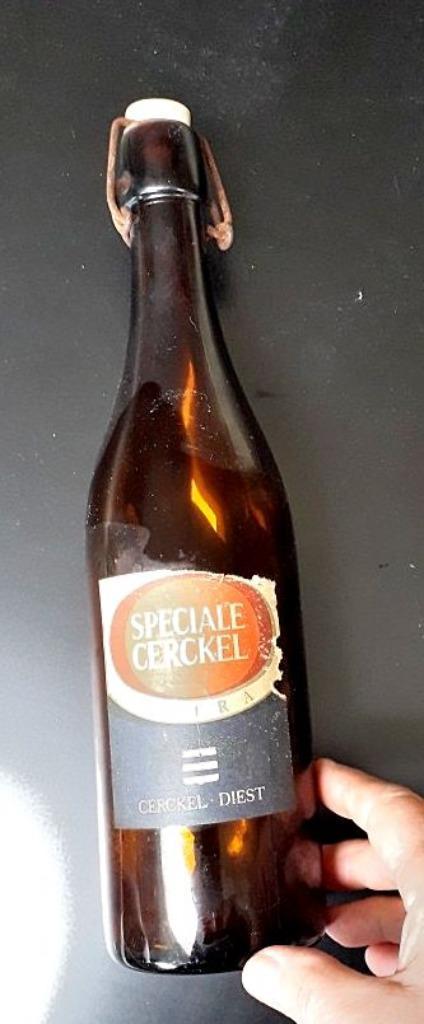 Mooie bierfles "Speciale Cerckel Extra" - Cerckel Diest, Collections, Marques de bière, Utilisé, Enlèvement ou Envoi