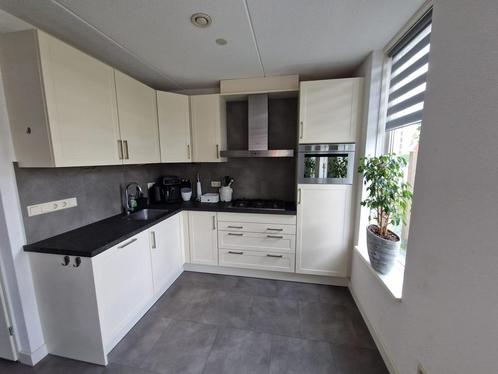 Complete Nette Hoekkeuken + Apparatuur + GEDEMONTEERD, Huis en Inrichting, Keuken | Complete keukens, Hoekkeuken, Graniet of Steen
