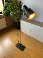 Lampe sur pied moderne, Enlèvement, Comme neuf