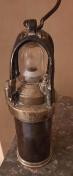 Lampe de mineur, Enlèvement