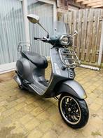 Vespa Sprint 1e eigenaar 6150km Full Options 2016, Fietsen en Brommers, Scooters | Vespa, Overige modellen, Klasse A (25 km/u)