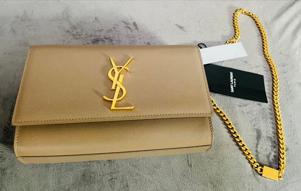 YSL Saint Laurent Kate Small Beige Grain de Poudre - Nieuw, Bijoux, Sacs & Beauté, Sacs | Sacs Femme, Comme neuf, Sac à main, Noir