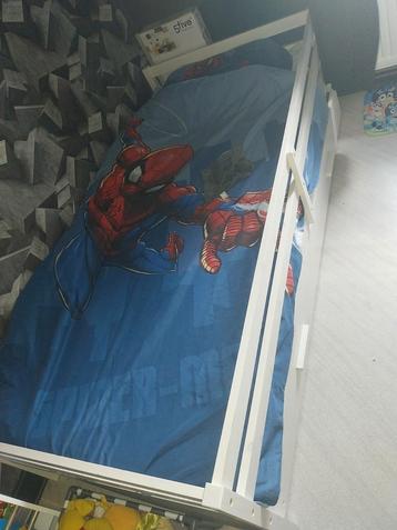 Lit double avec tiroir état neuf, Enlèvement, Comme neuf, Matelas