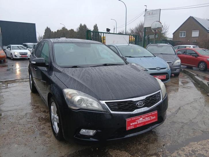 kia cee'd, Autos, Kia, Entreprise, (Pro) Cee d, ABS, Phares directionnels, Régulateur de distance, Airbags, Air conditionné, Alarme