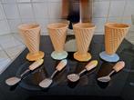 4 ijscoupes met bijpassend lepeltje, Ophalen, Zo goed als nieuw, Overige stijlen, Kop(pen) en/of Schotel(s)