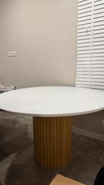 Ronde eettafel, Ophalen, Zo goed als nieuw, Vier personen, Rond