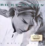 cd Ricky Martin  a medio a vivir   ( Maria), Cd's en Dvd's, Cd's | Latin en Salsa, Ophalen of Verzenden, Zo goed als nieuw