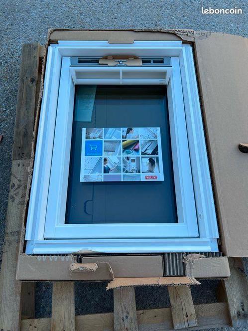Velux 55x98, Doe-het-zelf en Bouw, IJzerwaren en Bevestigingsmiddelen, Nieuw, Ophalen of Verzenden