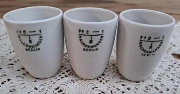 3 x porseleinen smeltkroes Haldenwanger, 3,5 cm x 4,5 cm beschikbaar voor biedingen