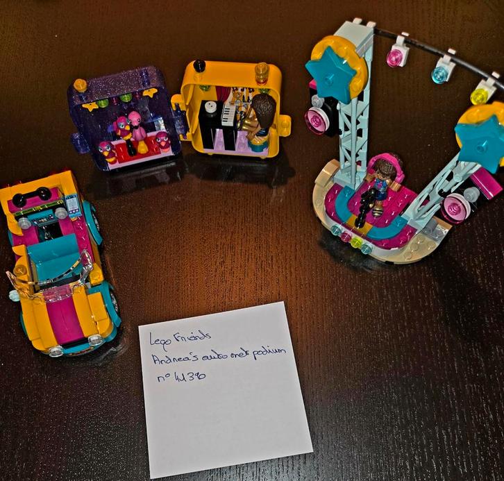 Lego Friends - Andrea's auto met podium + case, Games en Spelcomputers, Games | Atari, Ophalen of Verzenden