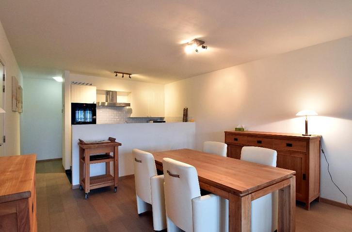 Meubels, Huis en Inrichting, Kasten | Dressoirs, Zo goed als nieuw, Met lade(s), Met plank(en), Teakhout, Ophalen