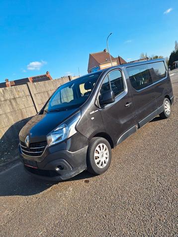 Renault Trafic 1.6d dubbel cabine lang chassis 2019, Auto's, Stof, Renault, Zwart, 5 deurs