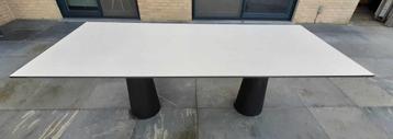 Moooi container tafel 220 x 100 cm zomertrend 2025 beschikbaar voor biedingen