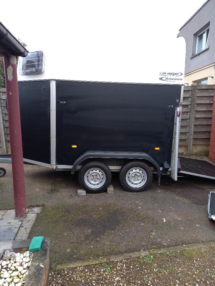 2 paardstrailer, Animaux & Accessoires, Chevaux & Poneys | Semi-remorques & Remorques, Bois, Enlèvement