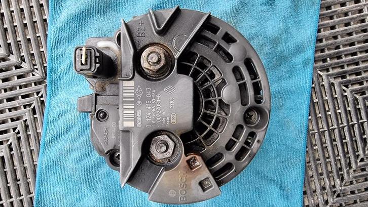 Alternateur Bosch 0 124 415 043 - Dacia / Renault, Autos : Pièces & Accessoires, Moteurs & Accessoires, Renault, Dacia, Enlèvement ou Envoi