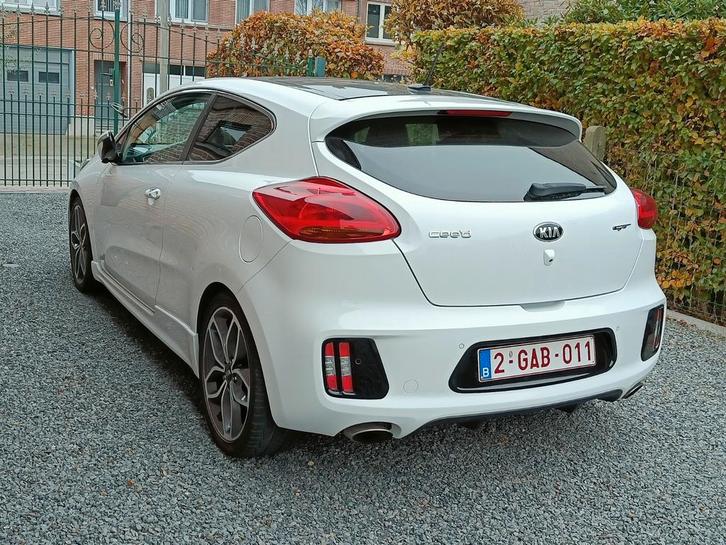 2016 Kia Proceed / Ceed GT 1.6T 150kw (204pk) 6MT, Auto's, Kia, Particulier, (Pro) Cee d, ABS, Achteruitrijcamera, Airbags, Airconditioning