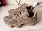New balance 9060 Brown, Vêtements | Femmes, Enlèvement, Comme neuf