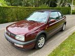 VW Golf 1.8 AVANTGARDE Cabrio 90 pk 04-1994 Oldtimer., Auto's, Voorwielaandrijving, 4 zetels, Stof, 4 cilinders