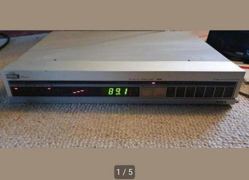 Aiwa AT- 9500 retro radio am lw mw tuner + de originele doos, Audio, Tv en Foto, Tuners, Zo goed als nieuw, Ophalen of Verzenden