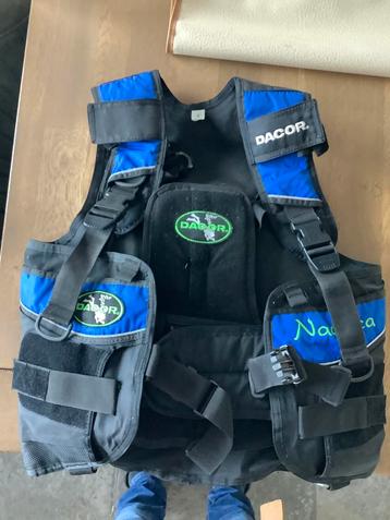 Dacor duik jacket smal beschikbaar voor biedingen