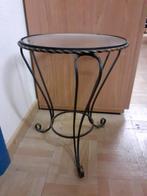 bijzettafeltje in smeedijzer, Huis en Inrichting, Tafels | Bijzettafels, Ophalen, Minder dan 45 cm, Minder dan 55 cm, Gebruikt