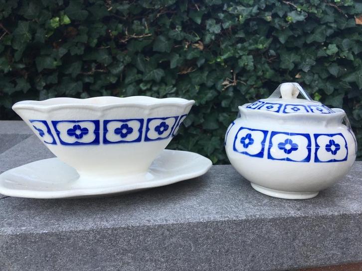 Boch blauw borden servies vintage, Antiek en Kunst, Antiek | Servies los, Ophalen of Verzenden