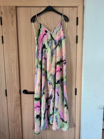 Lange dames jurk maat 40. Multicolor beschikbaar voor biedingen