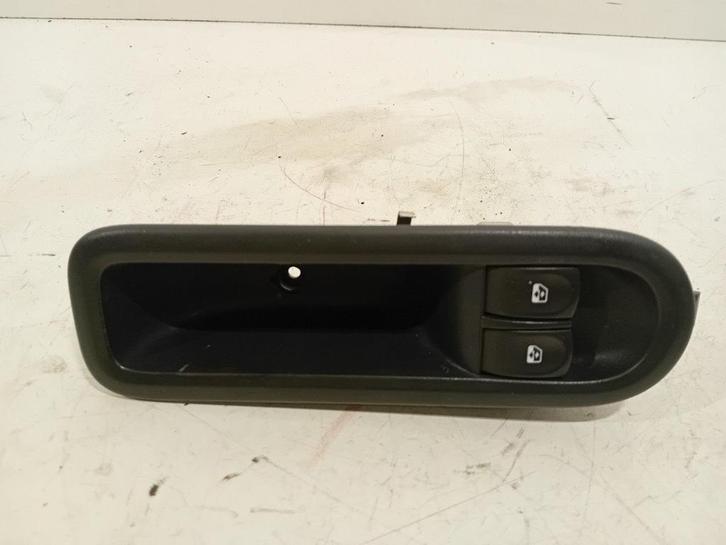 Bedieningspaneel elektrische ramen Renault Twingo, Auto-onderdelen, Dashboard en Schakelaars, Renault, Gebruikt, Herkomst onderdeel bekend