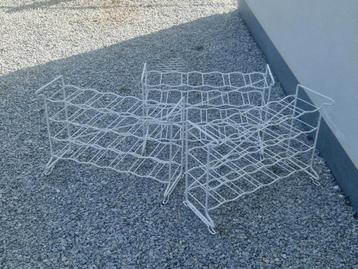  geplastificeerd stapelbaar flessenrek Tomado 3 beschikbaar  beschikbaar voor biedingen