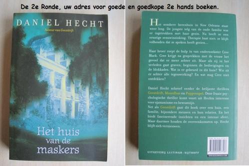 331 - Het huis van de maskers - Daniel Hecht, Boeken, Thrillers, Zo goed als nieuw, Amerika, Ophalen of Verzenden