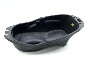 HELMBAK Piaggio New Fly (01-2012/12-2017) (673091) beschikbaar voor biedingen