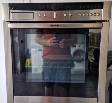 NEFF multifunctionele stoomoven in perfecte staat beschikbaar voor biedingen