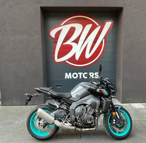 Yamaha MT-10 Midnight Cyan + Gratis Akrapovic, Motos, Motos | Yamaha, Entreprise, Naked bike, plus de 35 kW, 4 cylindres, Enlèvement