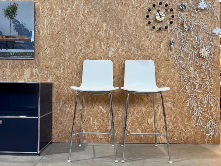 Vitra Hal barkrukken, 65 cm, 3x, Huis en Inrichting, Krukjes, Zo goed als nieuw, Kunststof, Verzenden