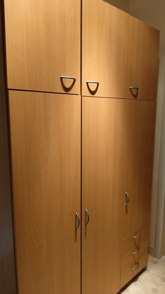 kleerkast 3 deurs met roede, legplanken, schuiven, Huis en Inrichting, Kasten | Kleerkasten, Gebruikt, Met lade(s), Met deur(en)