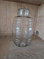 Glazen watervat, Enlèvement